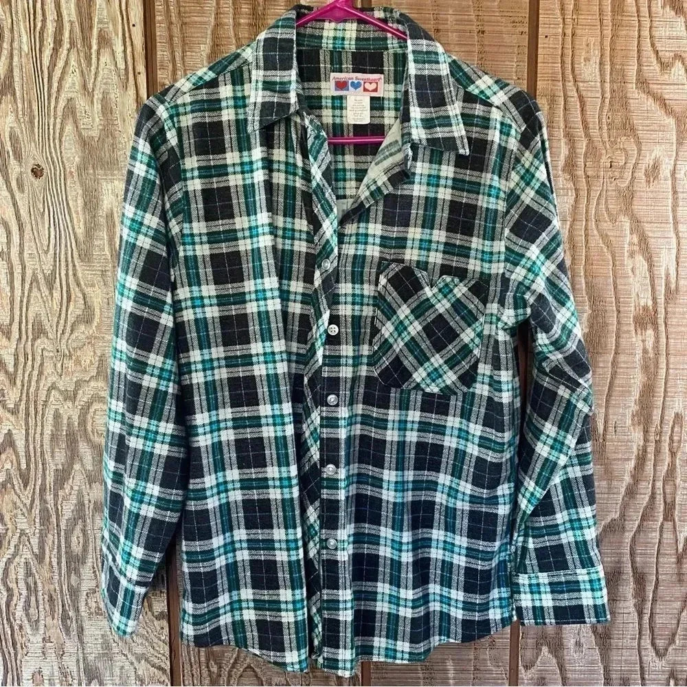 Women’s Plaid Flannel 💚🖤🤍💙